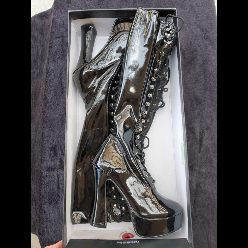 Pleaser Electra 2023 Patent Vinyl Boots